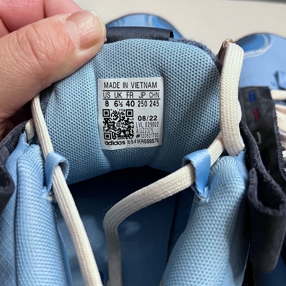 NWT - Adidas Women’s Exhibit B Candace Parker MID Basketball Shoes -US Size 8 - Picture 7 of 8